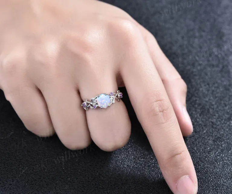 Explore Beautiful and Unique Engagement Rings Across Toronto